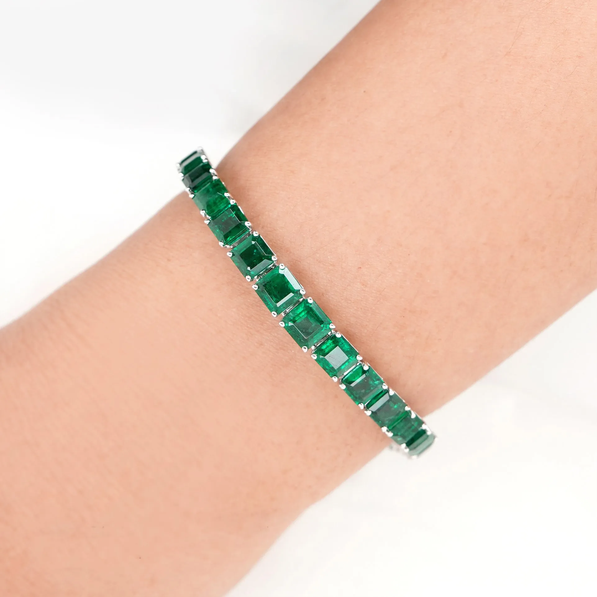 17.21 cts Octagon Emerald Tennis Bracelet