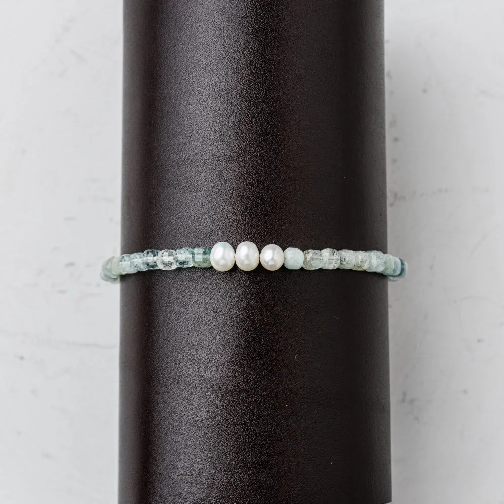 Aquamarine Cube Strand Bracelet with Pearl