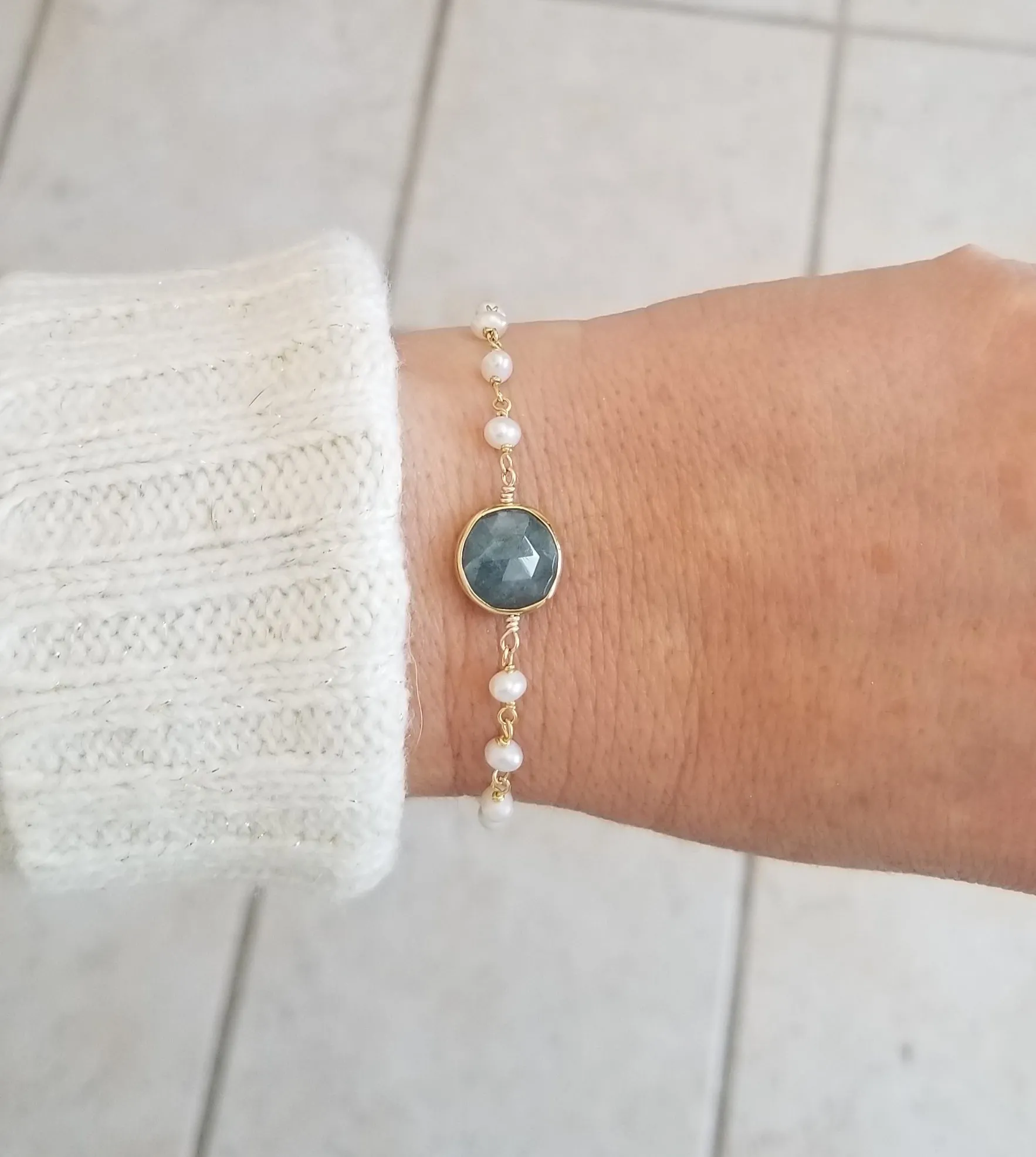 Dainty Freshwater Pearls and Aquamarine Bracelet for Moms, Mothers Day Gift