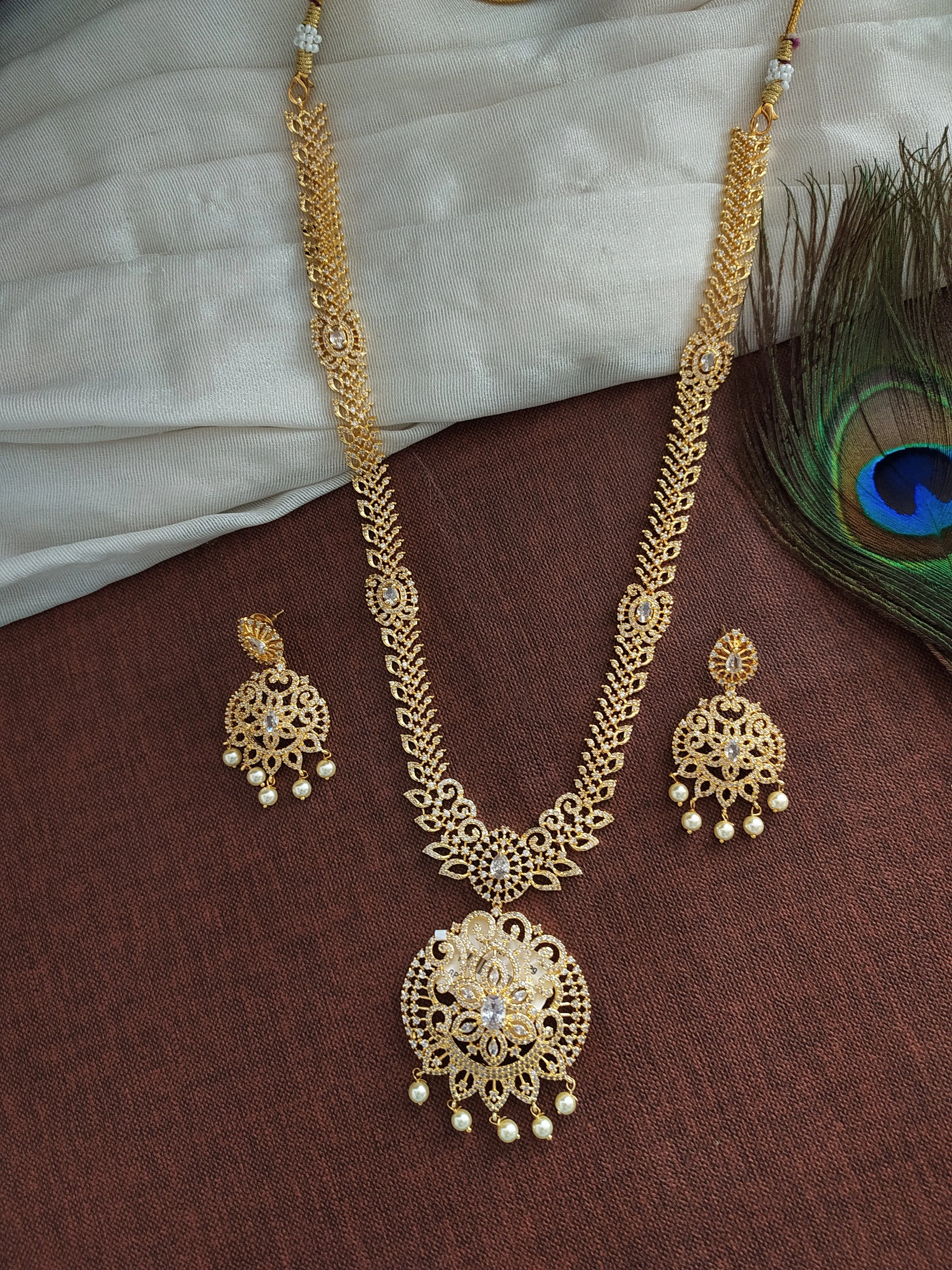 Gold plated Zircon Long Set With Pearls Dangling